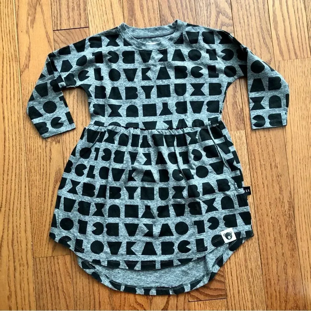 Huxbaby Mini-malist Gray Black Logo Spell-Out Knit Dress Girl’s Size 6